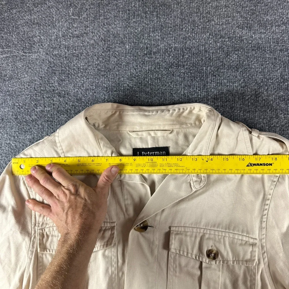J. Peterman Safari Jacket Men M Beige Shoulder Epaulets Utility Pockets Collared
